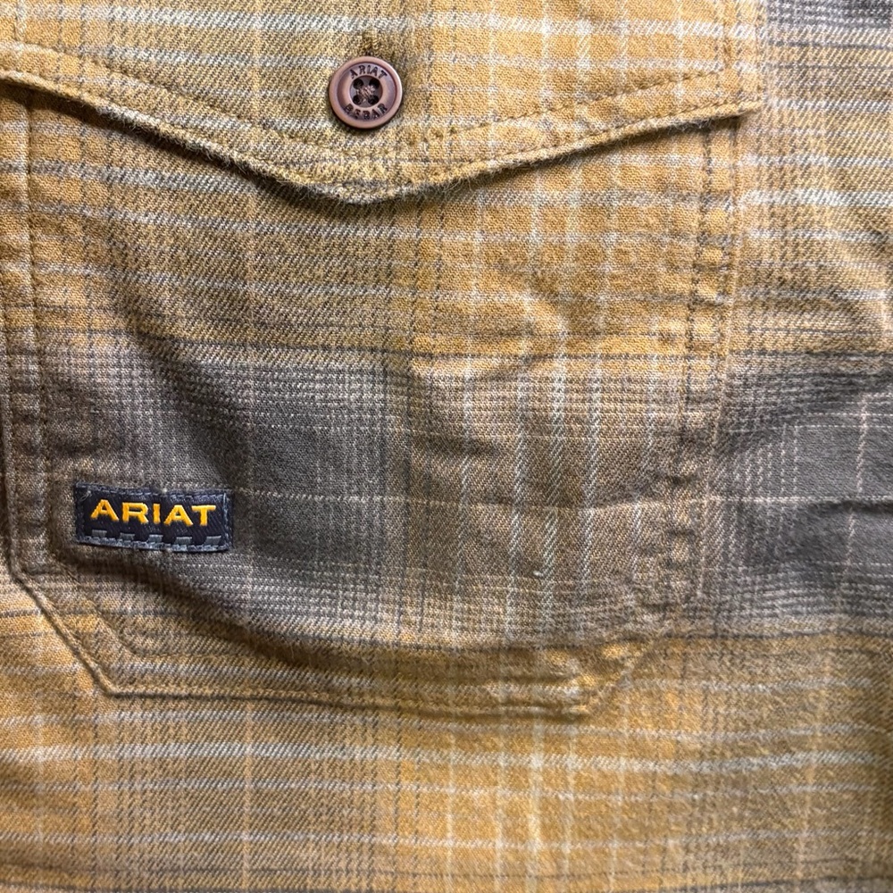 ARIAT Rebar Flannel DuraStretch Work Shirt - Picture 6 of 9
